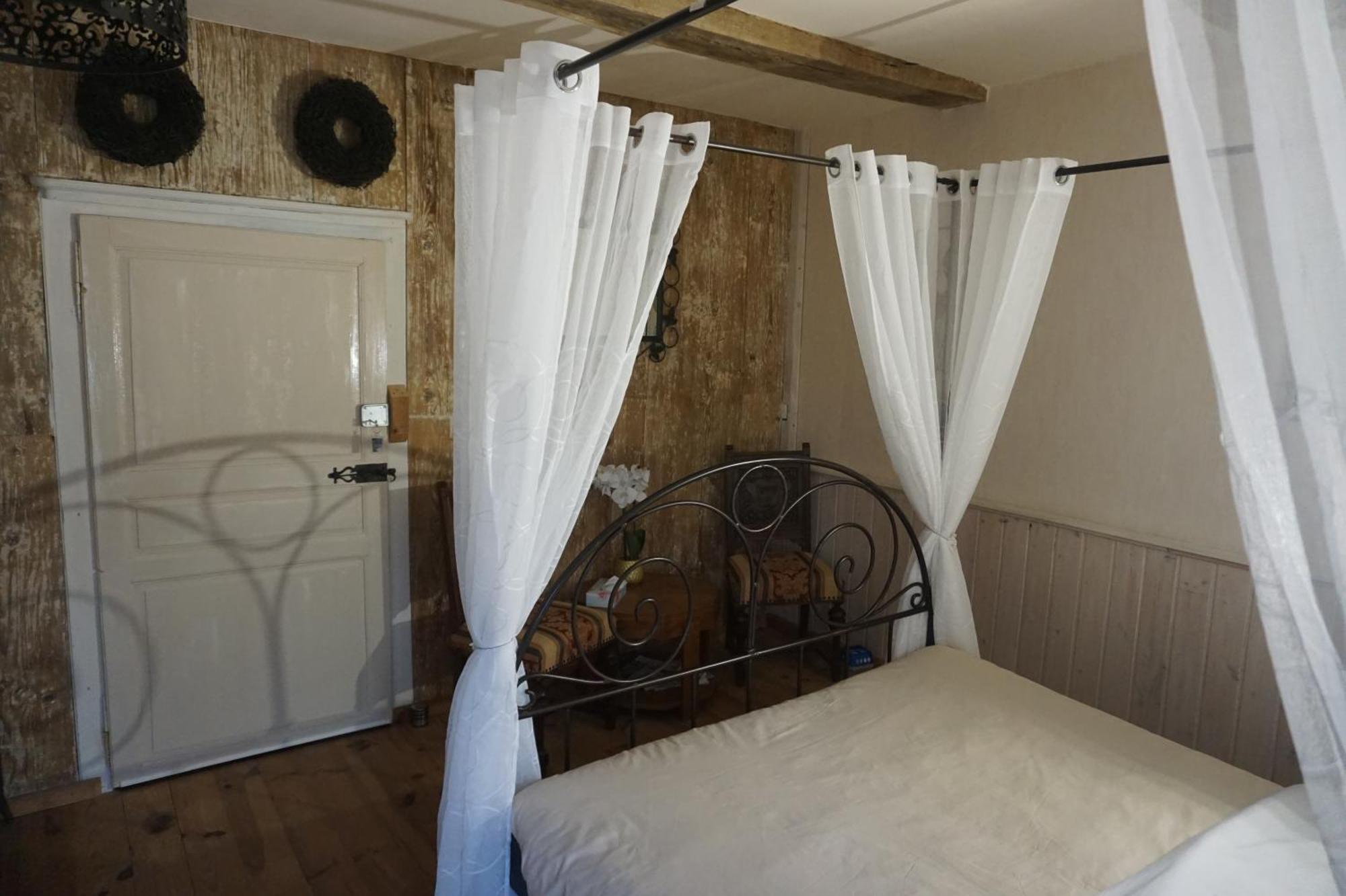 Chambre D'Hotes Juste-Confortable Fleurey-les-Lavoncourt Bagian luar foto