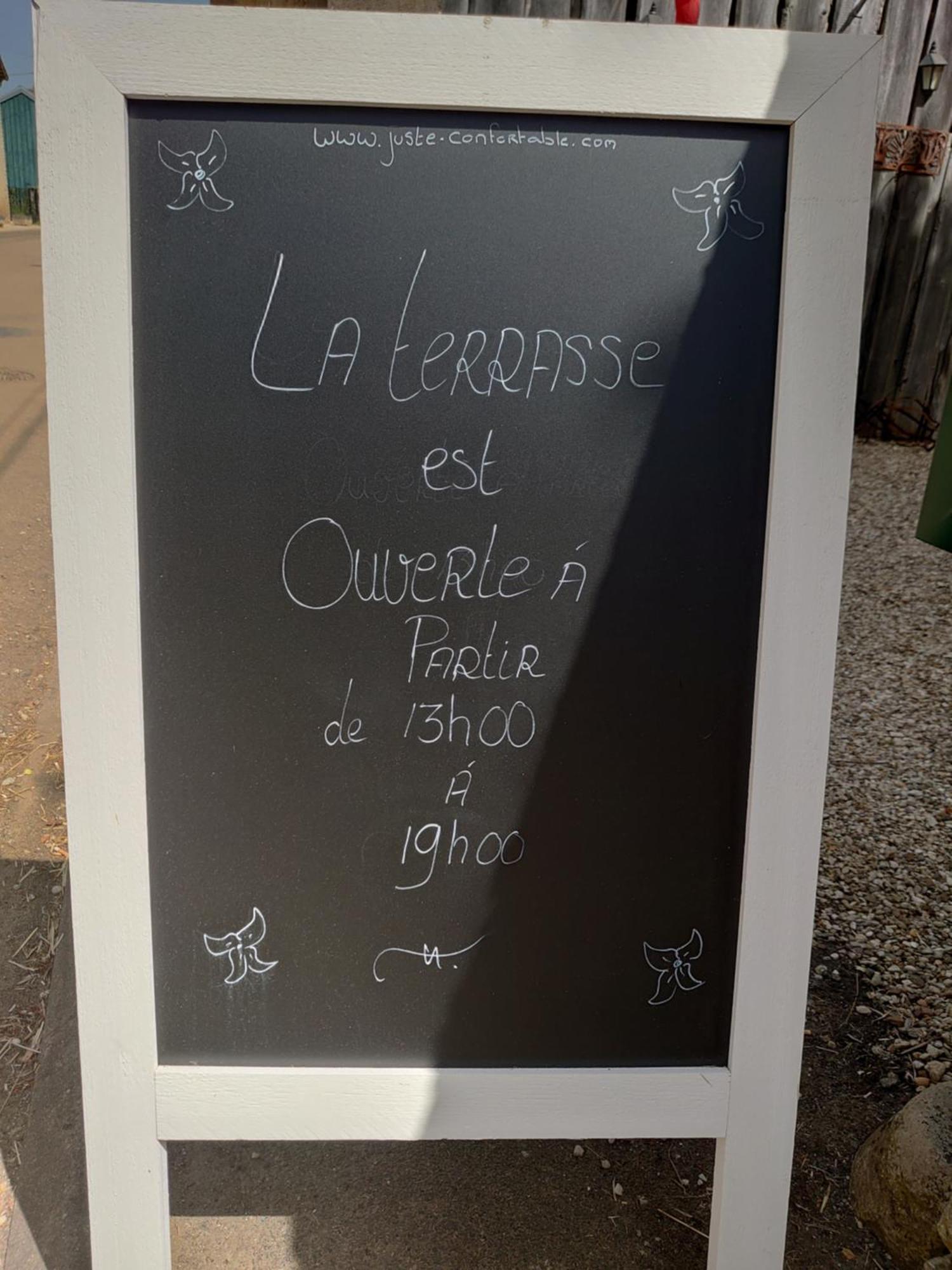 Chambre D'Hotes Juste-Confortable Fleurey-les-Lavoncourt Bagian luar foto